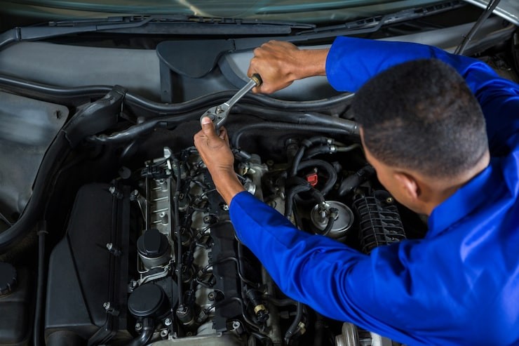 How Mechanic Services Handle Engine, Brake, and Transmission Problems
